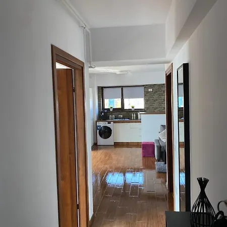 Sea Gem - 200m To Beach, Xl Terrace,&beautiful Views * Mamaia