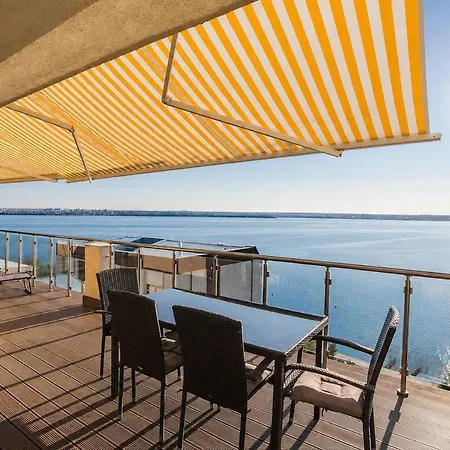 Sea Gem - 200m To Beach, Xl Terrace, And Beautiful Views Mamaia