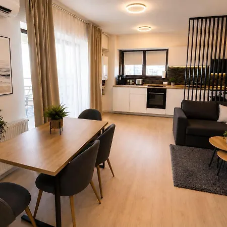 Sea Gem - 200m To Beach, Xl Terrace, And Beautiful Views * Mamaia