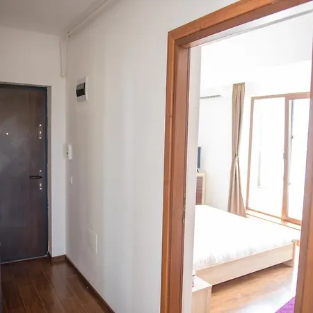 Apartment Sea Gem - 200m To Beach, Xl Terrace, And Beautiful Views Mamaia