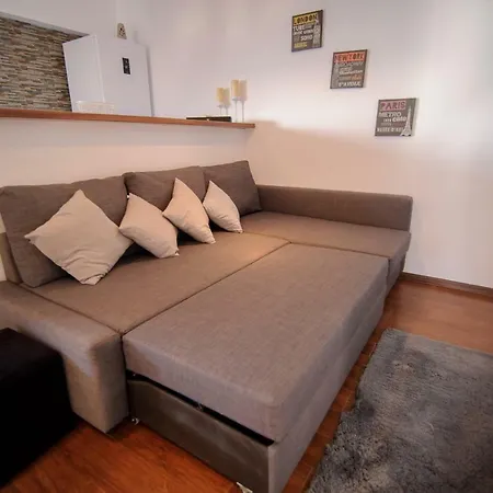 Apartment Sea Gem - 200m To Beach, Xl Terrace, And Beautiful Views Mamaia