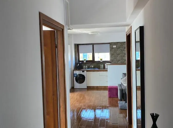 Sea Gem - 200m To Beach, Xl Terrace, And Beautiful Views * مامايا