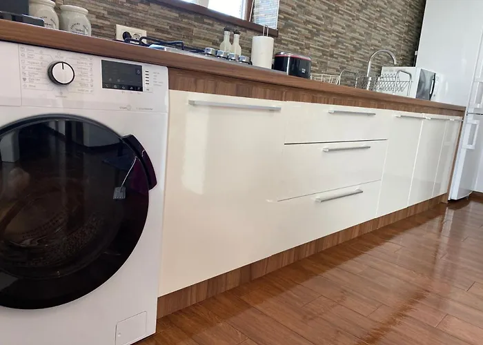 Sea Gem - 200m To Beach, Xl Terrace, And Beautiful Views شقة *