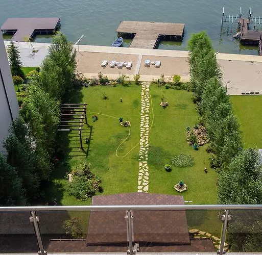 Sea Gem - 200m To Beach, Xl Terrace, And Beautiful Views مامايا