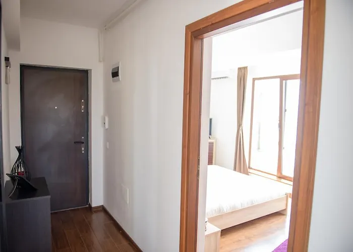 شقة Sea Gem - 200m To Beach, Xl Terrace, And Beautiful Views مامايا