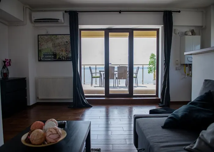 شقة Sea Gem - 200m To Beach, Xl Terrace, And Beautiful Views