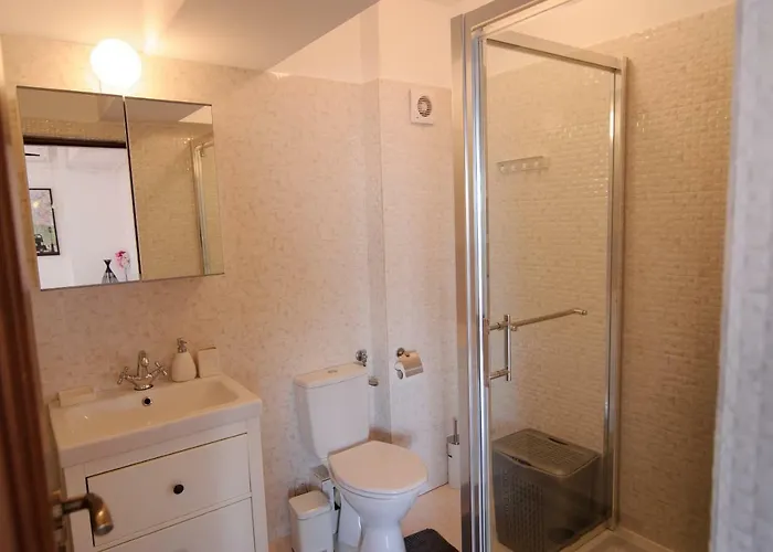 شقة Sea Gem - 200m To Beach, Xl Terrace, And Beautiful Views مامايا