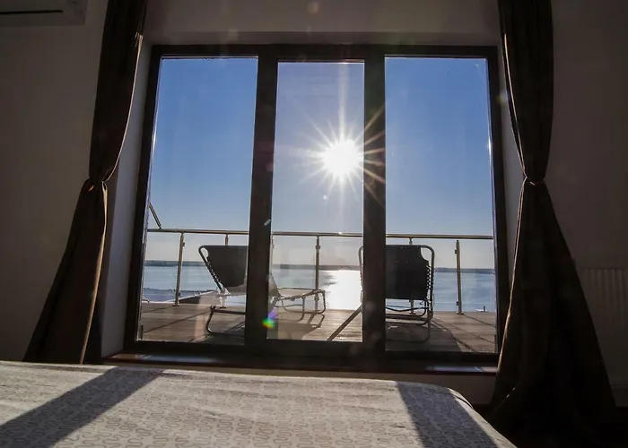 شقة Sea Gem - 200m To Beach, Xl Terrace, And Beautiful Views *